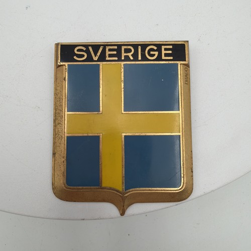 Vintage badge sweden - badge,